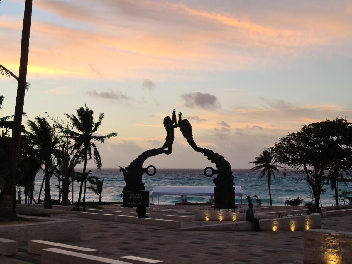Ubicacion Inmejorable A Pasos De Playacar Beach Y 5ta Av