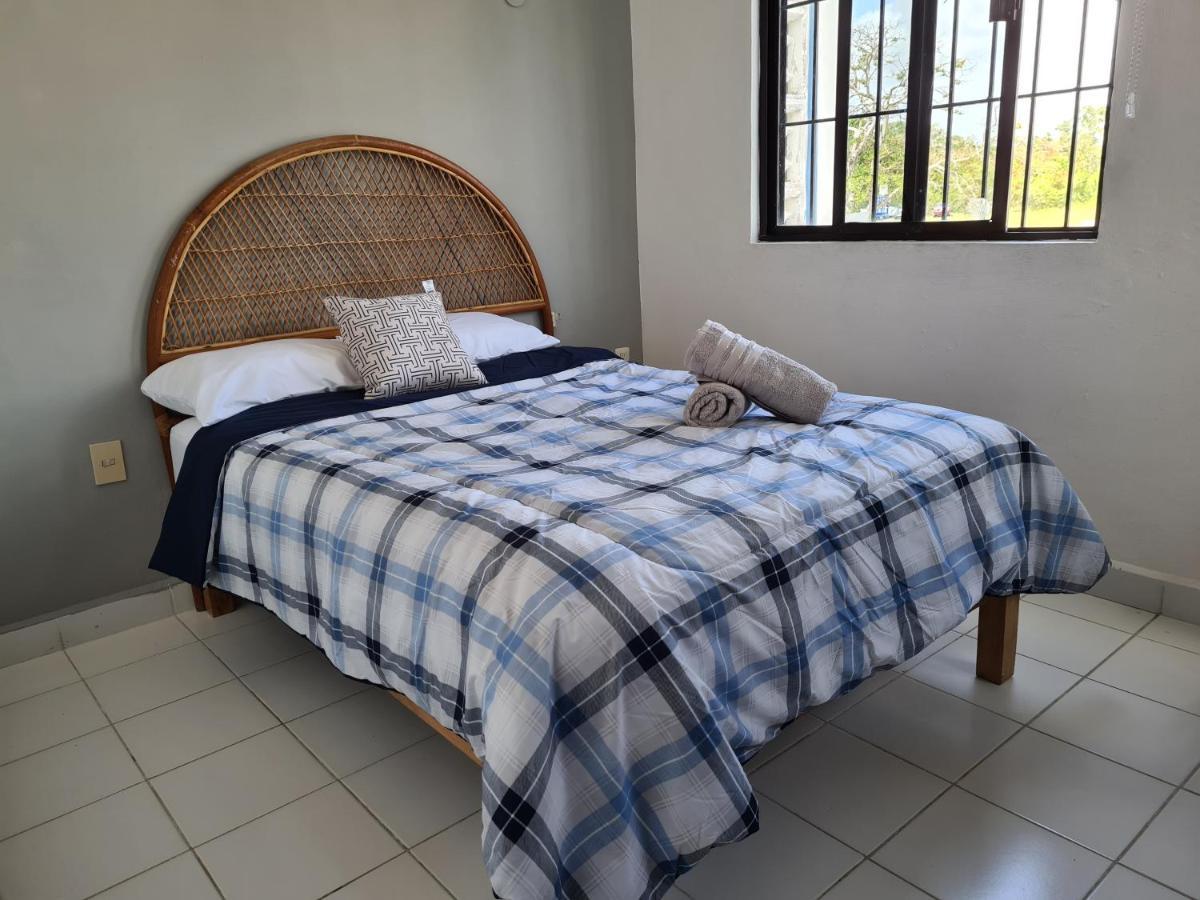 Ubicacion Inmejorable A Pasos De Playacar Beach Y 5ta Av Apartamento *