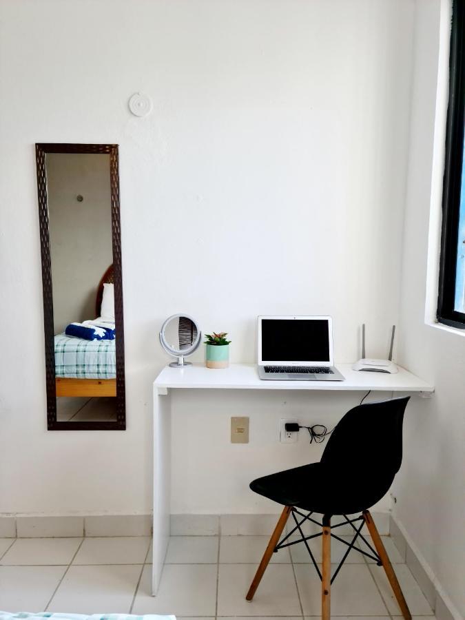 Ubicacion Inmejorable A Pasos De Playacar Beach Y 5ta Av Apartamento